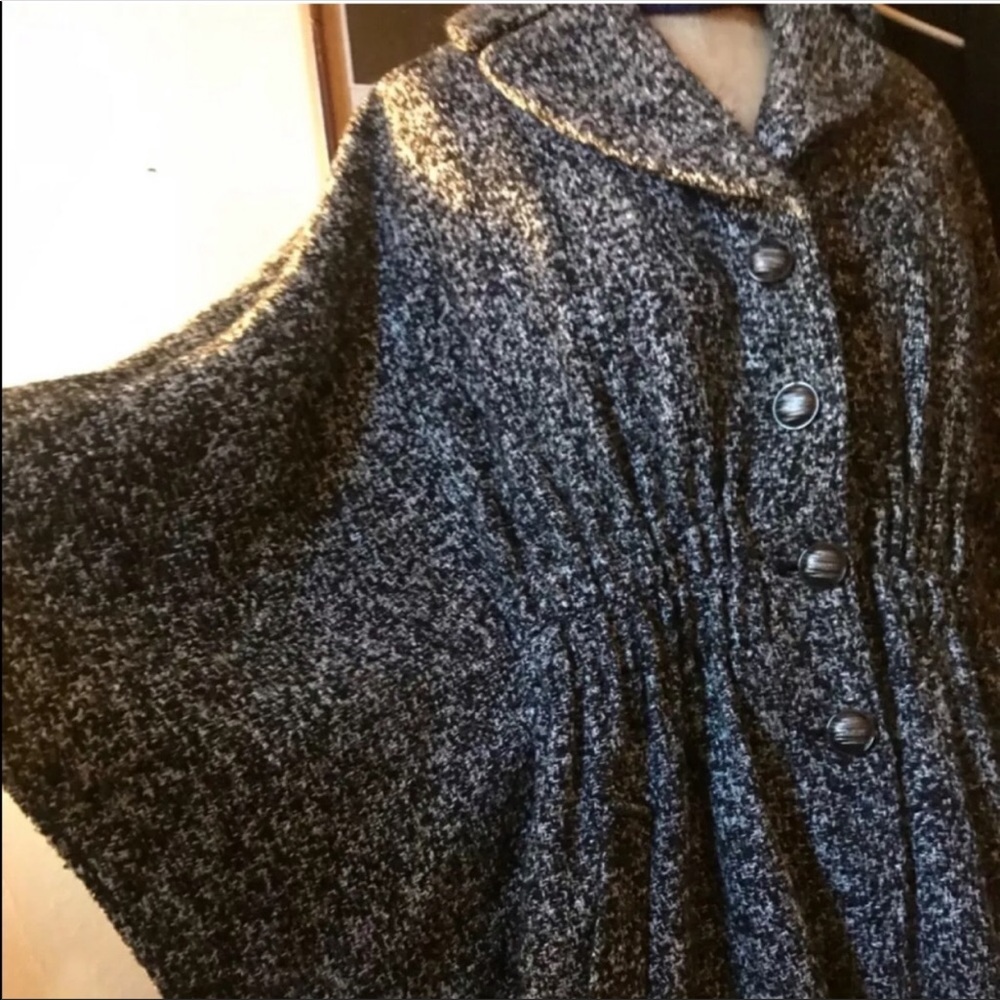 Steve Madden Tweed batwing cape/poncho